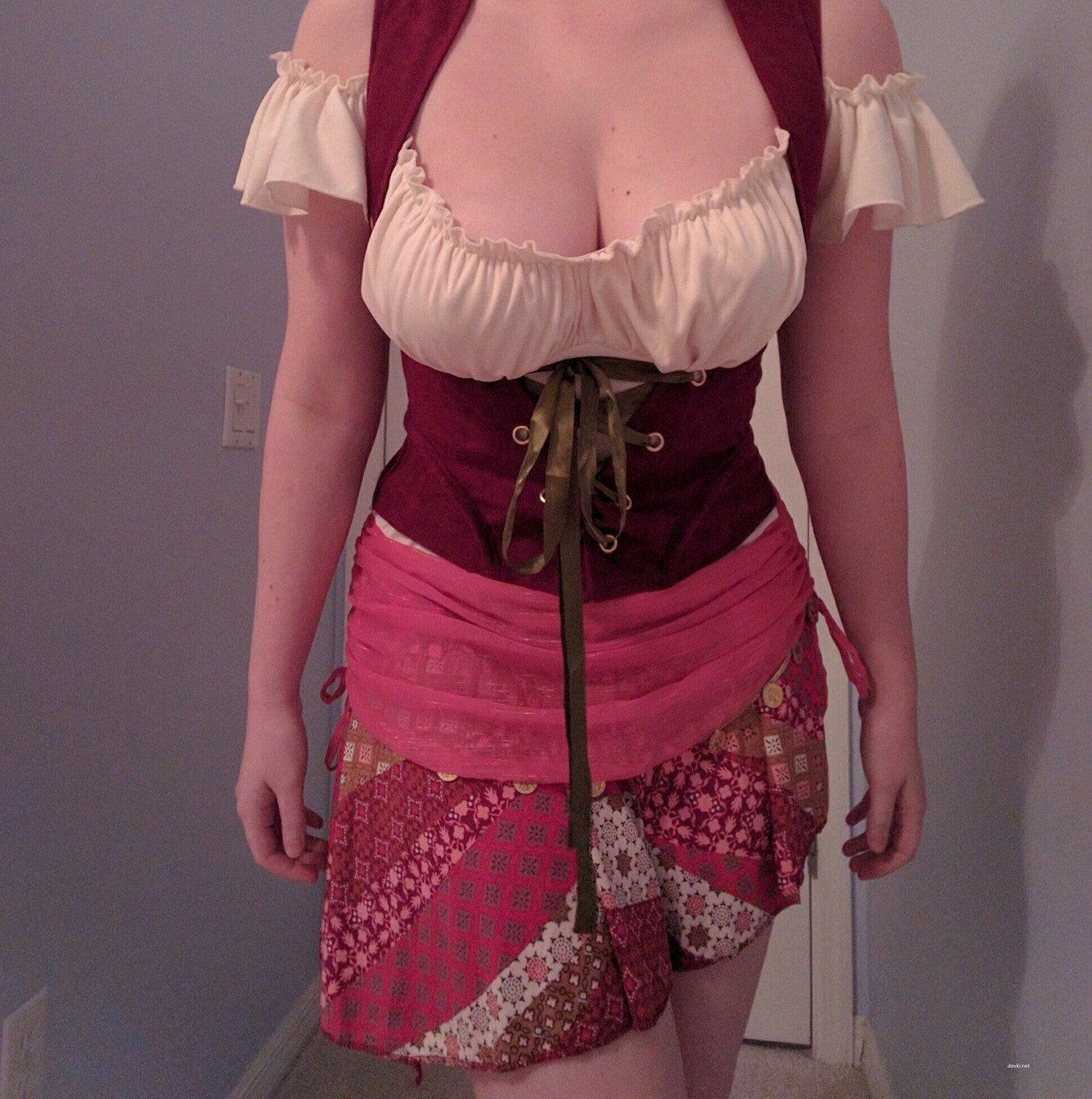 Шатенка дня: уполномочена предъявить